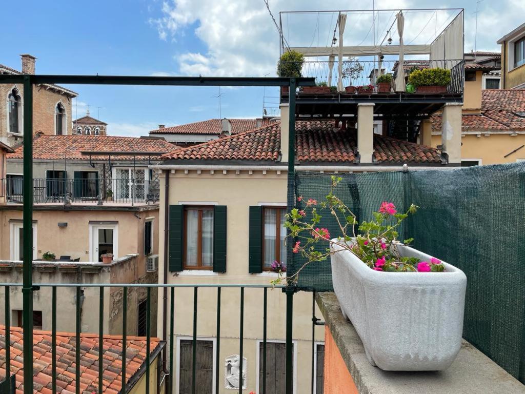 San Marco Luxury Apartments Muneghe Венеция Екстериор снимка