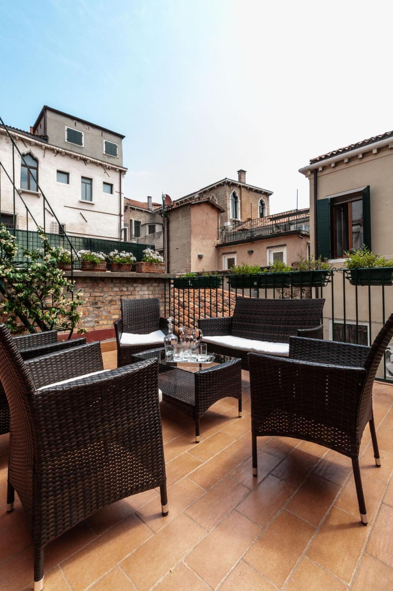 San Marco Luxury Apartments Muneghe Венеция Екстериор снимка